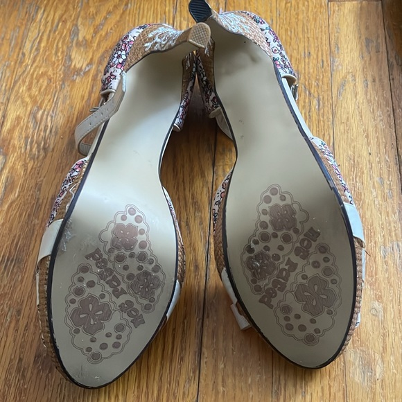 Size 9 not rated heels - Picture 2 of 4